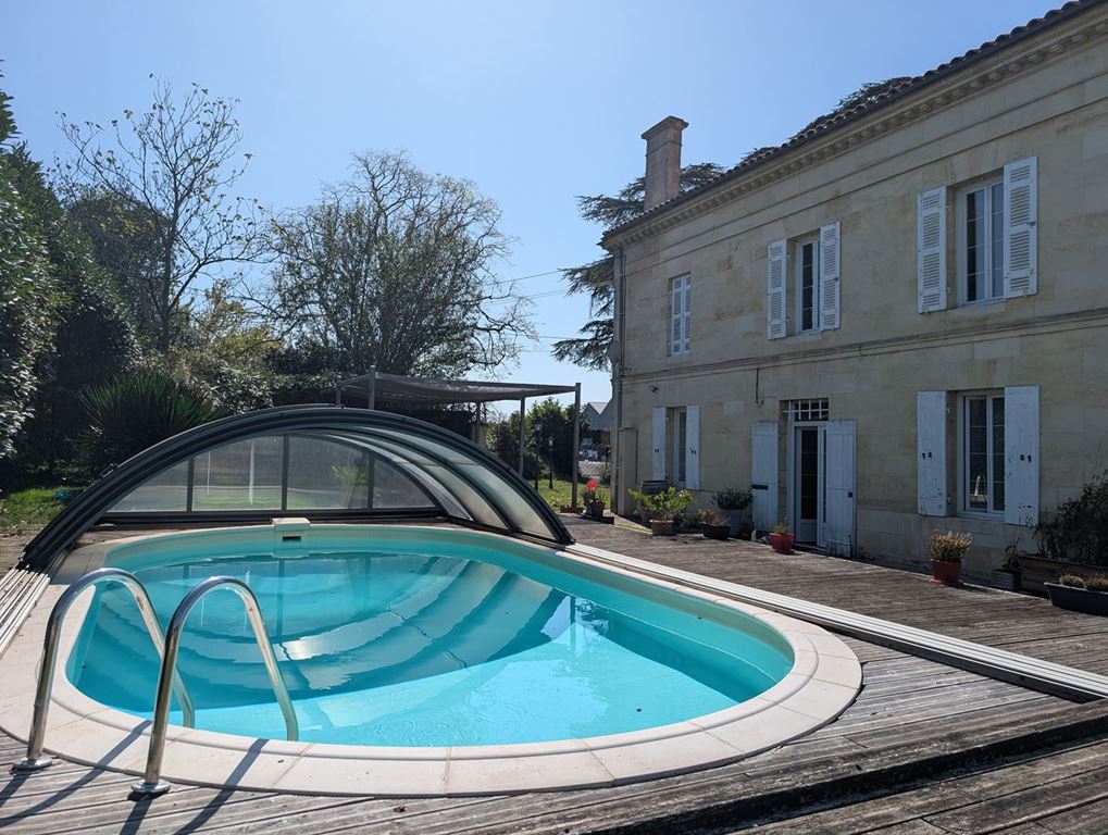 Propriété YVRAC (33370) BELLES PROPRIETES D'AQUITAINE