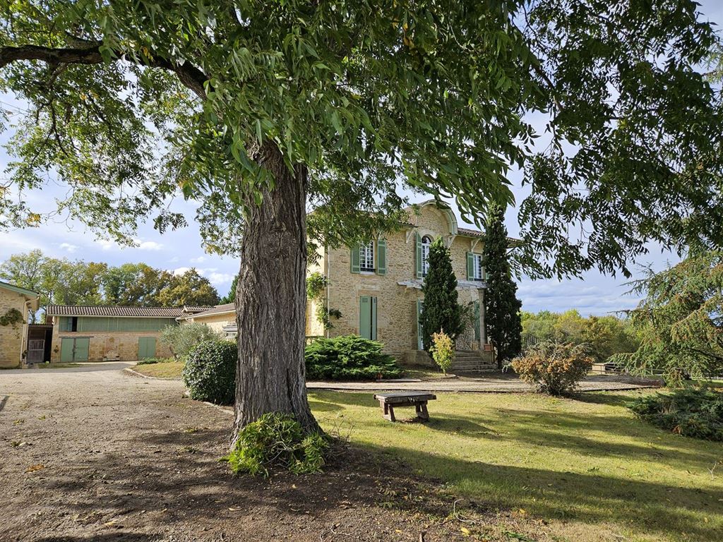 Château BORDEAUX (33000) BELLES PROPRIETES D'AQUITAINE