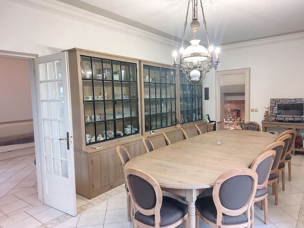 Château BORDEAUX (33000) BELLES PROPRIETES D'AQUITAINE