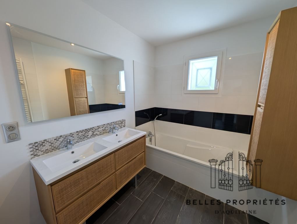 Maison Contemporaine ST LOUBES (33450) BELLES PROPRIETES D'AQUITAINE