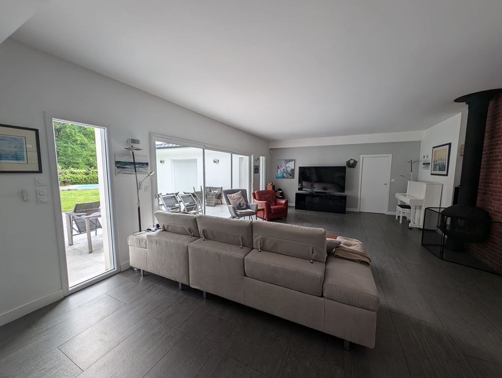 Maison Contemporaine ST SULPICE ET CAMEYRAC (33450) BELLES PROPRIETES D'AQUITAINE